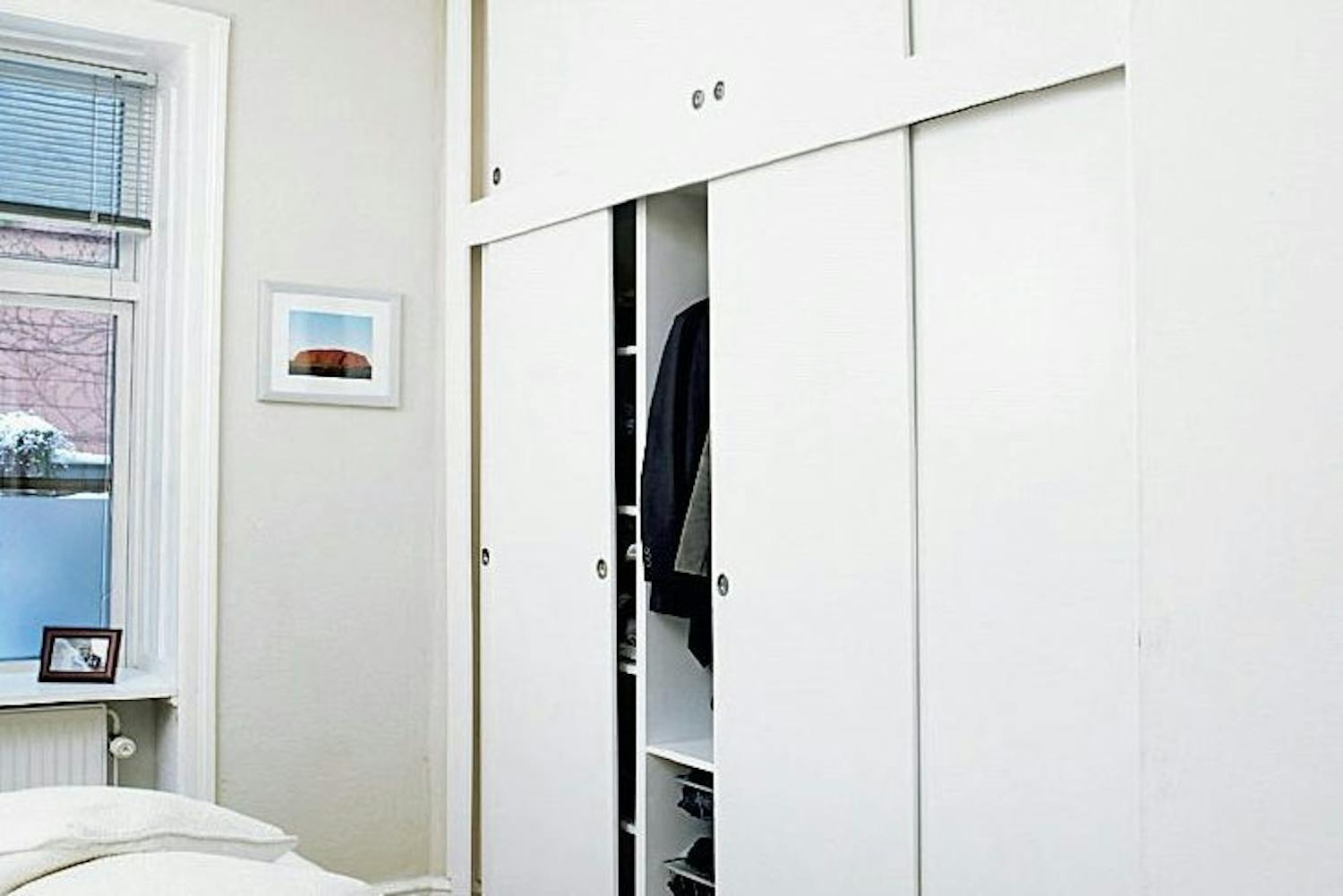 Byg selv garderobeskabet og spar kassen